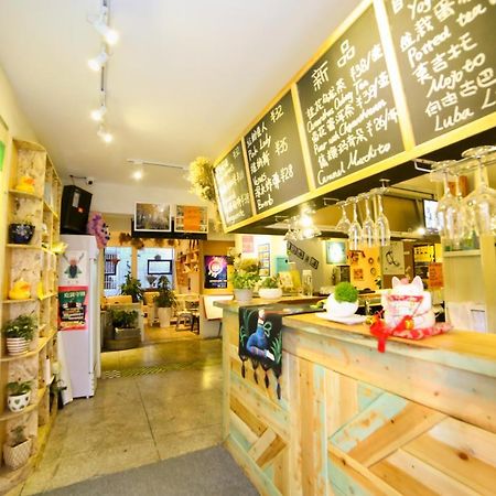 Luoyang Heartland International Youth Hostel מראה חיצוני תמונה