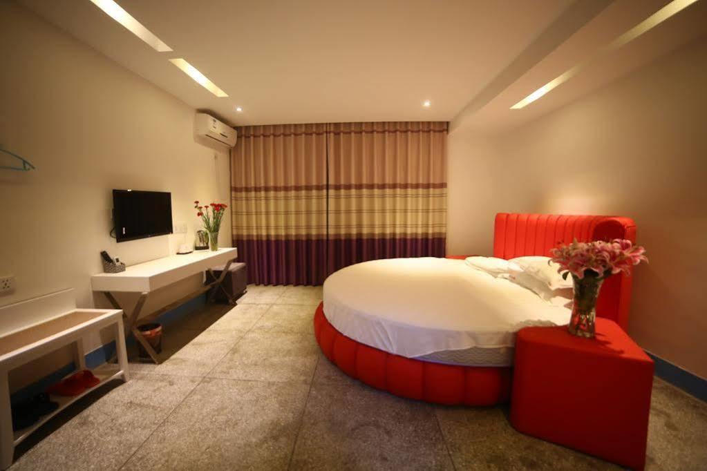 Luoyang Heartland International Youth Hostel מראה חיצוני תמונה