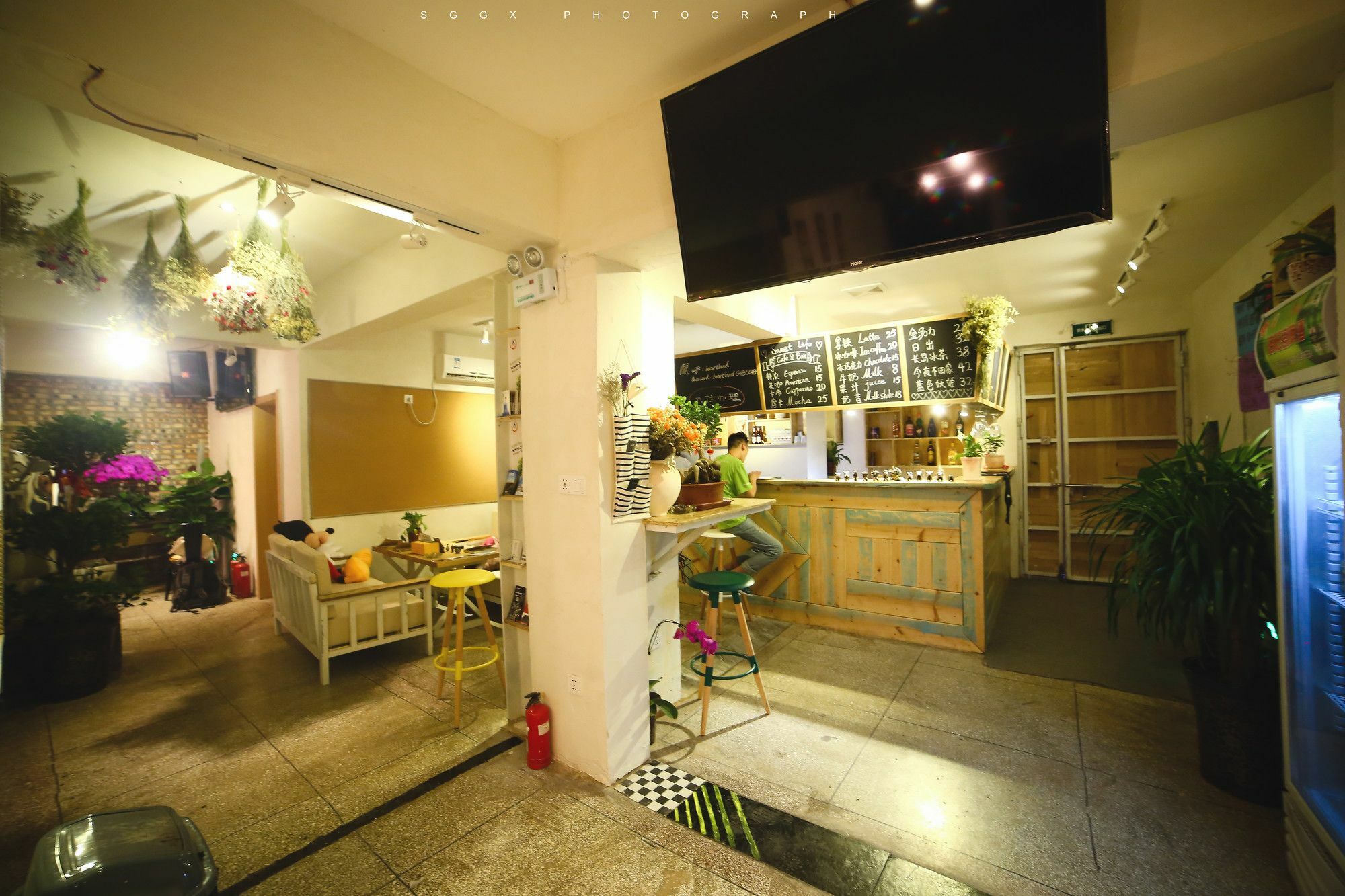 Luoyang Heartland International Youth Hostel מראה חיצוני תמונה