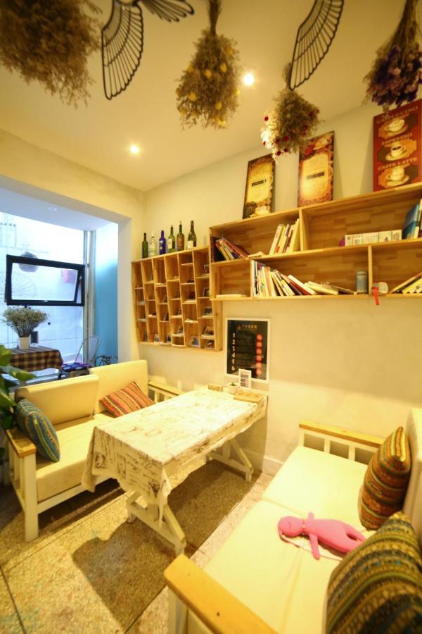 Luoyang Heartland International Youth Hostel מראה חיצוני תמונה