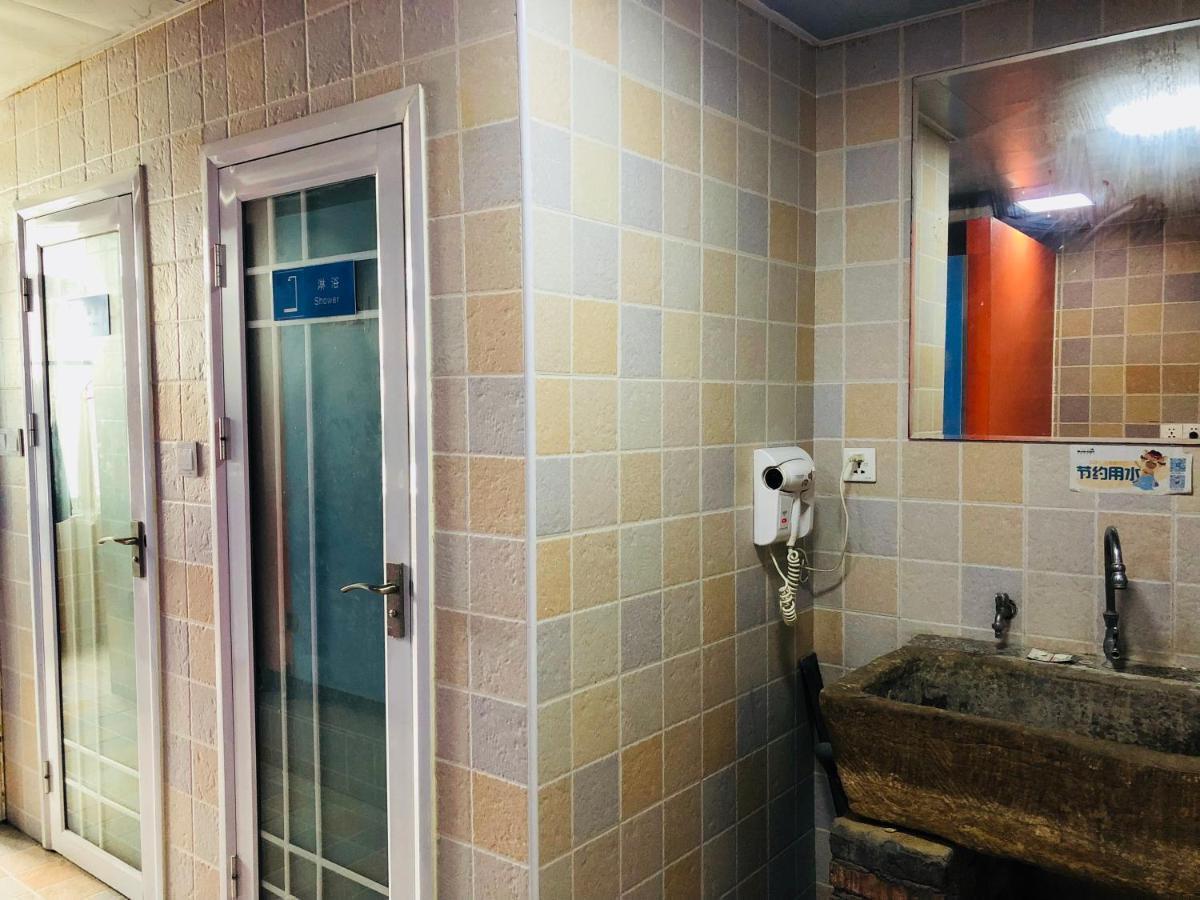 Luoyang Heartland International Youth Hostel מראה חיצוני תמונה