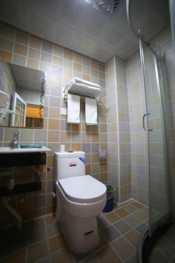 Luoyang Heartland International Youth Hostel מראה חיצוני תמונה